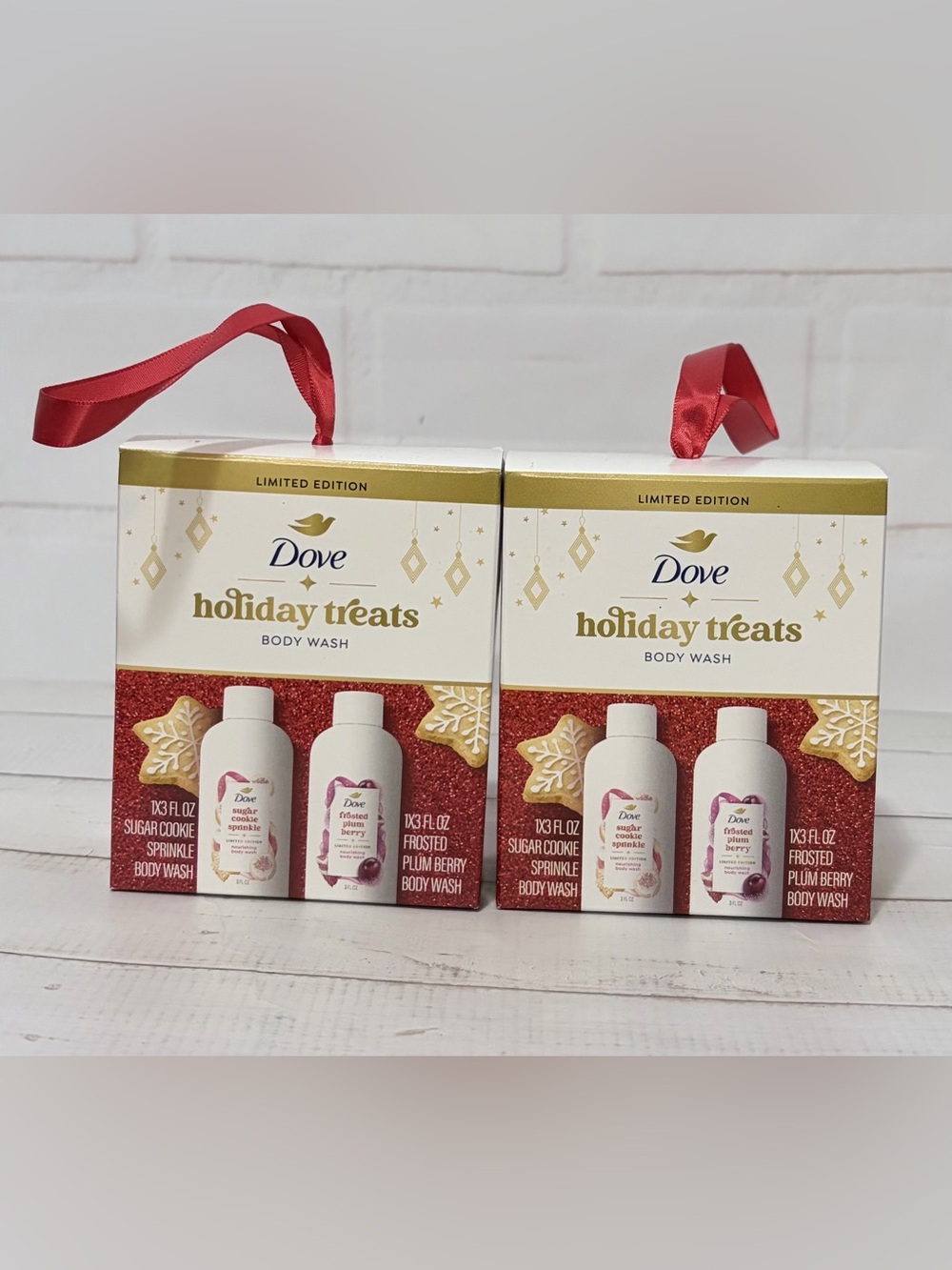 Set of 2 NIB Dove Beauty Limited Edition Holiday Treat Mini Body Washes Giftpack